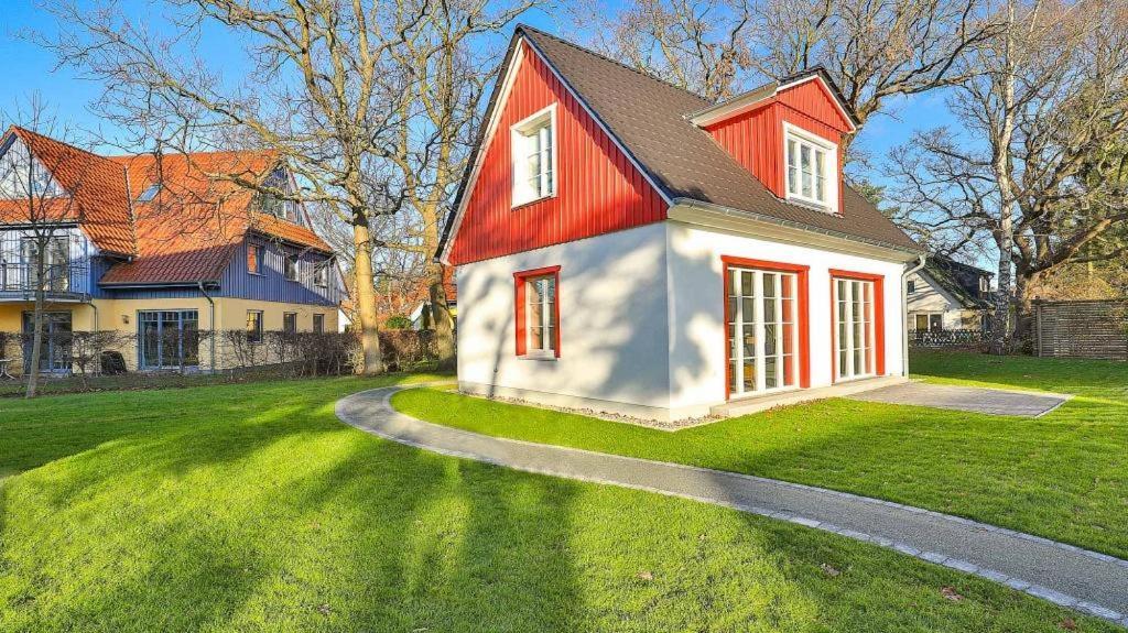 Traumgarten - Haus Abendsonne เพรโรว์ ภายนอก รูปภาพ